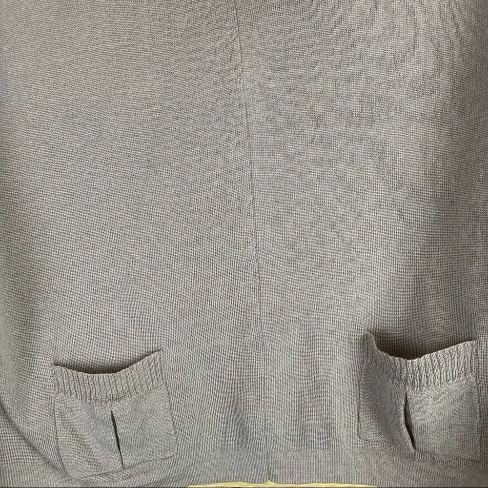Diane Von Furstenberg long sleeve cropped boat neck taupe color top no size tag